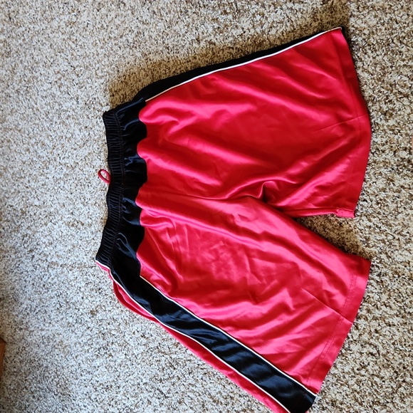 Amazon - Picture 2 of 4